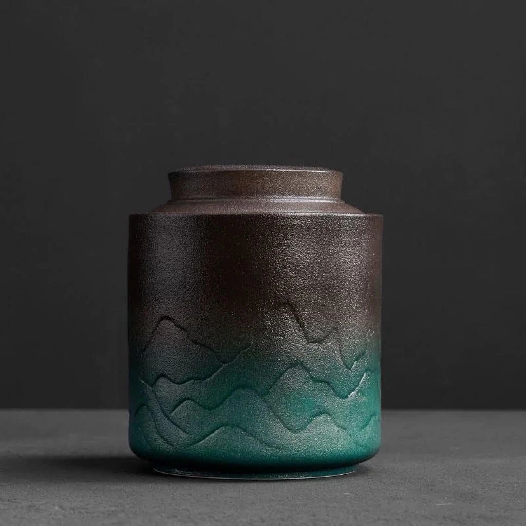 Ceramic Gradient Colour Urn
